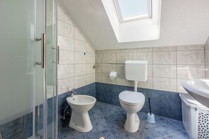 Apartment (A3) | Bathroom - Apartments Ljiljana (Rab)