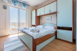 Apartment (A1) | Free WiFi - Apartments Ljiljana (Rab)