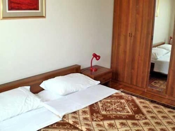 Apartment (A1)