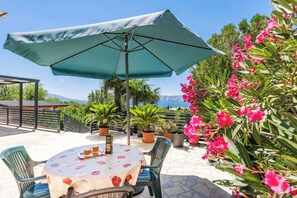 Apartment (A1) | Terrace/patio