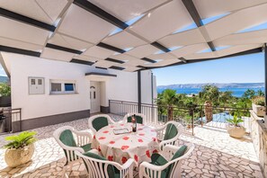 Apartment (A1) | Terrace/patio