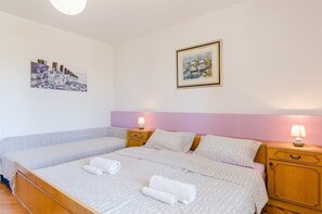 1 bedroom, free WiFi - Apartments Rajna (Crikvenica)