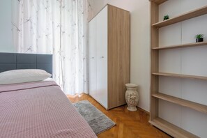 2 chambres, fer et planche à repasser, Wi-Fi gratuit