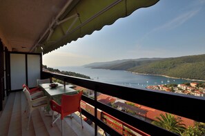 Apartment (A1) | Balkon