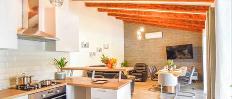 Villa | Private kitchen | Fridge, oven, stovetop, espresso maker