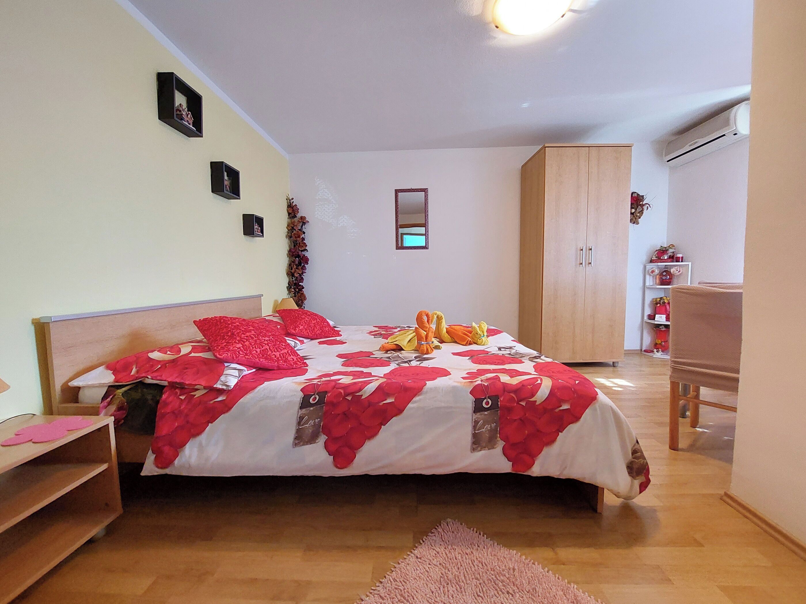 2 bedrooms, free WiFi