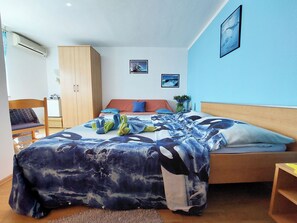 2 bedrooms, free WiFi - Rooms Anchy (Crikvenica)