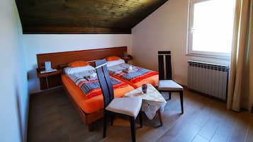 Bügeleisen/Bügelbrett, kostenloses WLAN