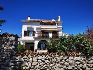 Building design - Apartments Zuppy (Crikvenica)