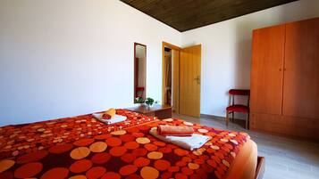 Strykejern/-brett og wi-fi (inkludert)