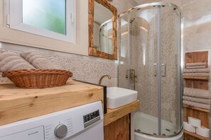 House | Bathroom | Shower - House Mali Dvori (Podbablje)