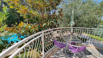 Studio (A2) | Balcony