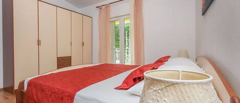 Tabla de planchar con plancha y wifi gratis