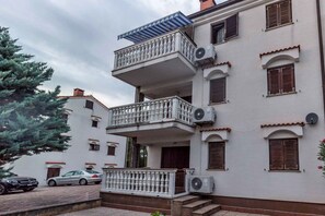 Building design - Apartment Diracca (Malinska-Dubasnica)