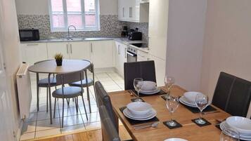 Family House | Dining room