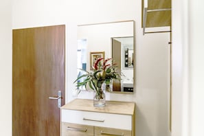 1 camera, ferro/asse da stiro, culla da viaggio, Wi-Fi gratuito