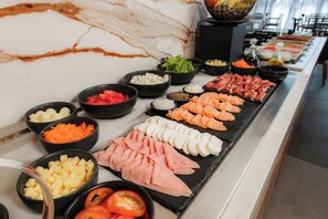 Daily buffet breakfast for a fee - Crowne Plaza Merida by IHG (Mérida)