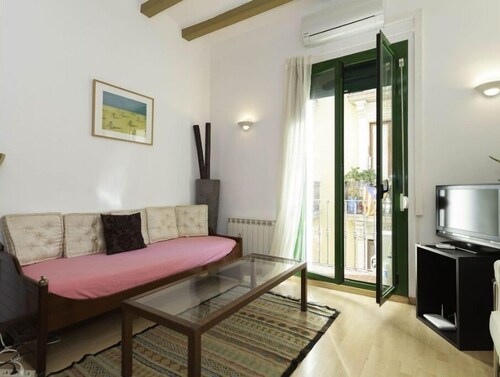 Gracia terrace & elevator charming