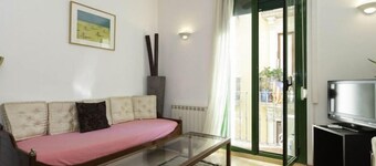 Gracia terrace & elevator charming