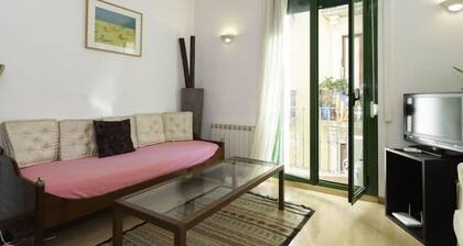 Gracia terrace & elevator charming