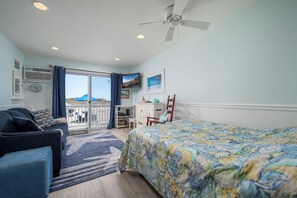 Internet, bed sheets