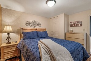 2 Schlafzimmer, Reisekinderbett, WLAN, Bettwäsche
