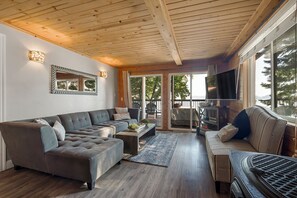 TV, fireplace, DVD player