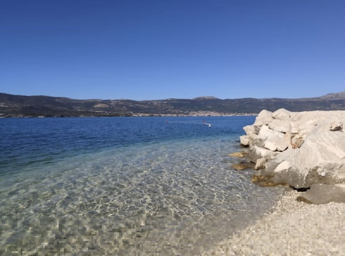 Villa Mala (sea view, 3 min. to the beach, whirlpool