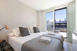 2 chambres, fer et planche à repasser, accès au Wi-Fi (inclus)