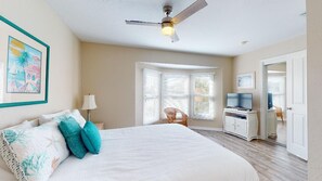4 bedrooms, iron/ironing board, travel crib, free WiFi