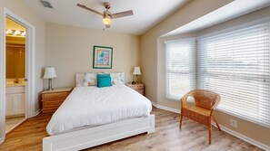 4 bedrooms, iron/ironing board, travel crib, free WiFi