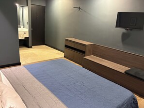 클래식 싱글룸, 킹사이즈침대 1개 | 노트북 작업 공간, 무료 WiFi, 침대 시트