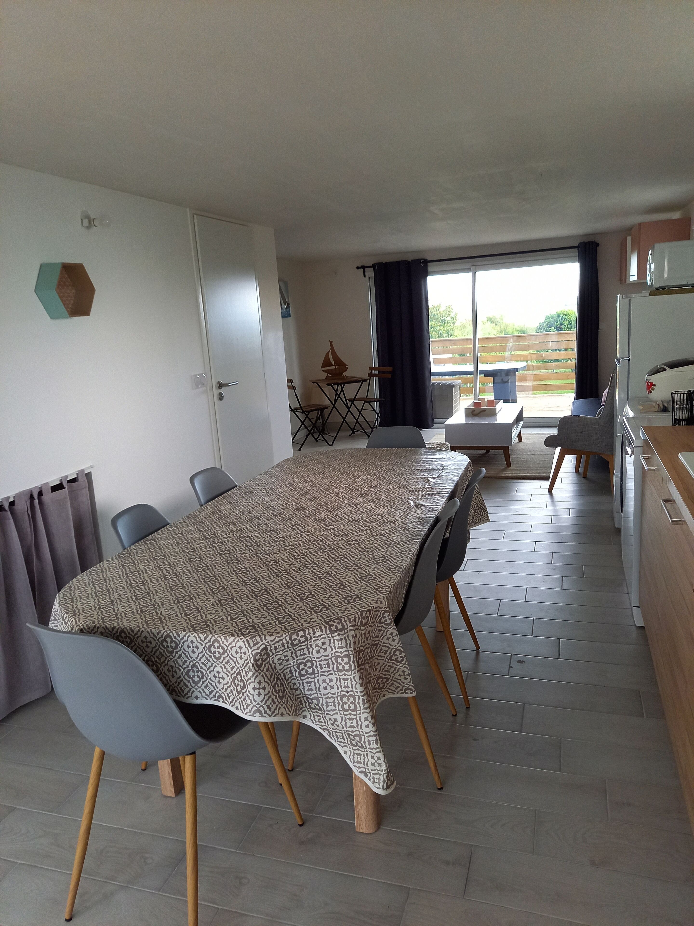 Maison Restaurée à Neuve à 1 km 500 de la mer