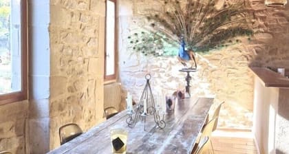 Maison de 220m²/ 4 ch. Dans un Écrin de Verdure Classé Natura 2000