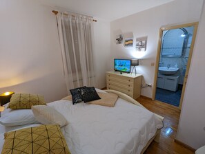 4 Schlafzimmer, Bügeleisen/Bügelbrett, Reisekinderbett, kostenloses WLAN