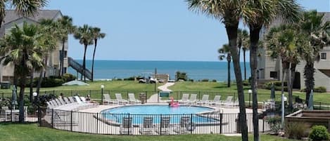 Condo, 2 Bedrooms | Pool