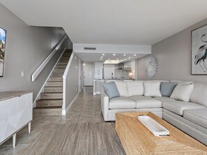 Condo, 2 Bedrooms | Living room