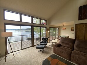 House, 3 Bedrooms | Living area