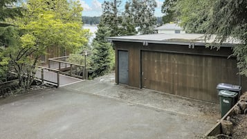 House, 3 Bedrooms | Exterior