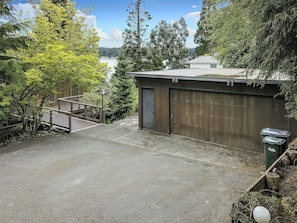 House, 3 Bedrooms | Exterior