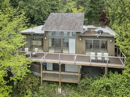 House, 3 Bedrooms | Exterior