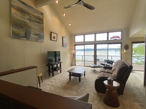 Hus, 3 soverom | Oppholdsområde | Smart-TV og strømmetjenester