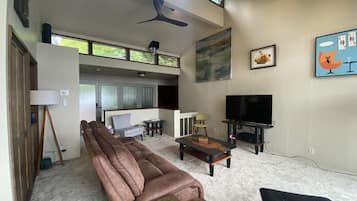 House, 3 Bedrooms | Living area