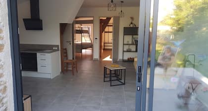 CHEZ MARCEL*** Gîte PMR (base for rest, heated pool)