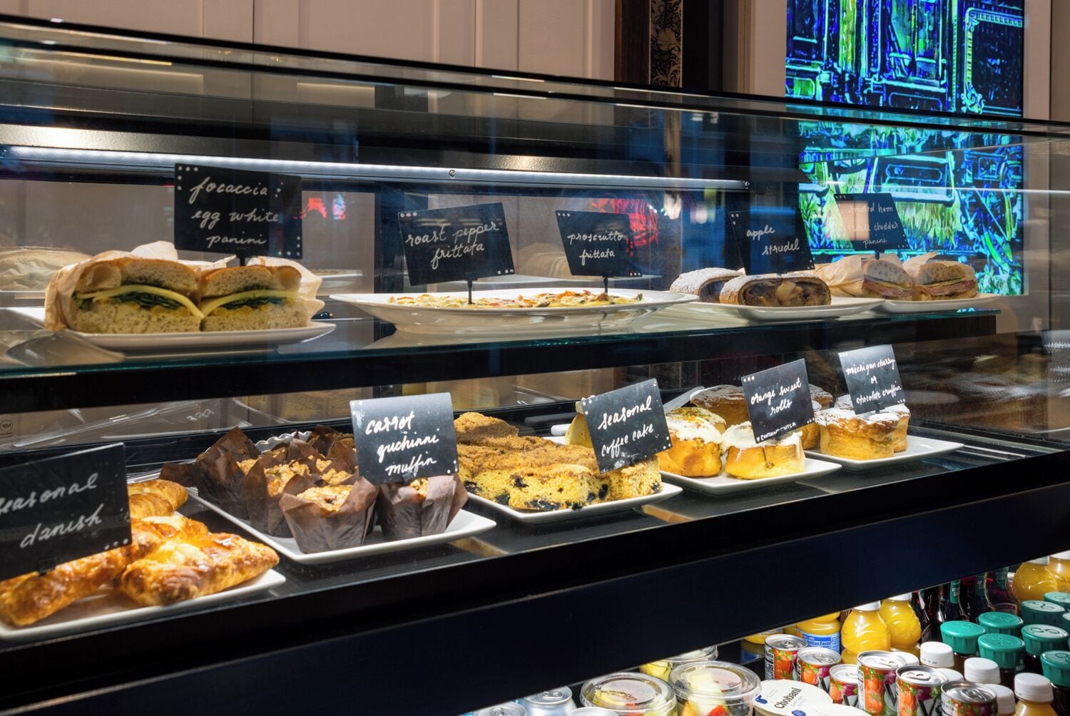 Desayuno a la carta todos los días (con cargo)