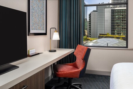 Hilton Garden Inn Chicago Central Loop - Image 16