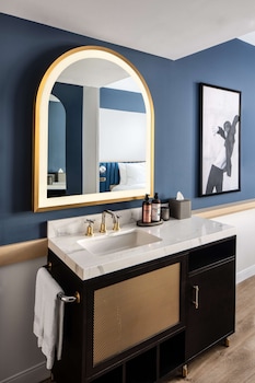 Bathroom amenities at Motto by Hilton New York City Chelsea