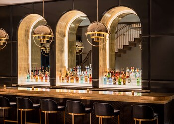 Bar (on property) at Motto by Hilton New York City Chelsea