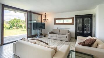 Superior-Suite, 2 Schlafzimmer | Wohnbereich