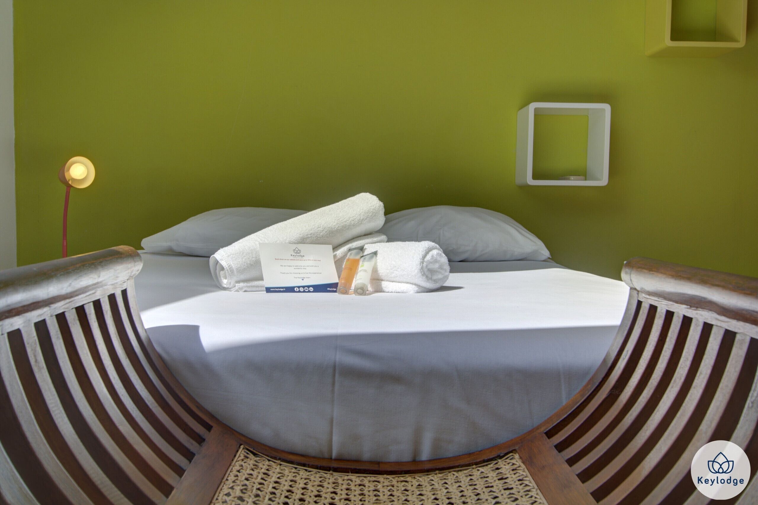 2 chambres, fer et planche à repasser, Wi-Fi gratuit, draps fournis